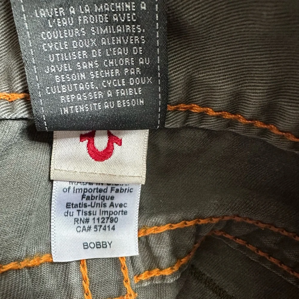 True Religion Bobby Cut Off Shorts - Picture 6 of 6